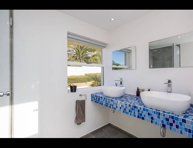 4 BEDROOM FREEHOLD FOR SALE IN FROGGY FARM